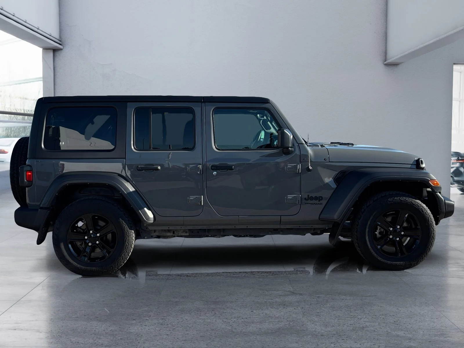 Used 2022 Gray Jeep Unlimited Sport Altitude image 6