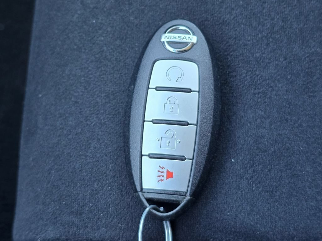 Used 2016 Gun Metallic Nissan SV image 33