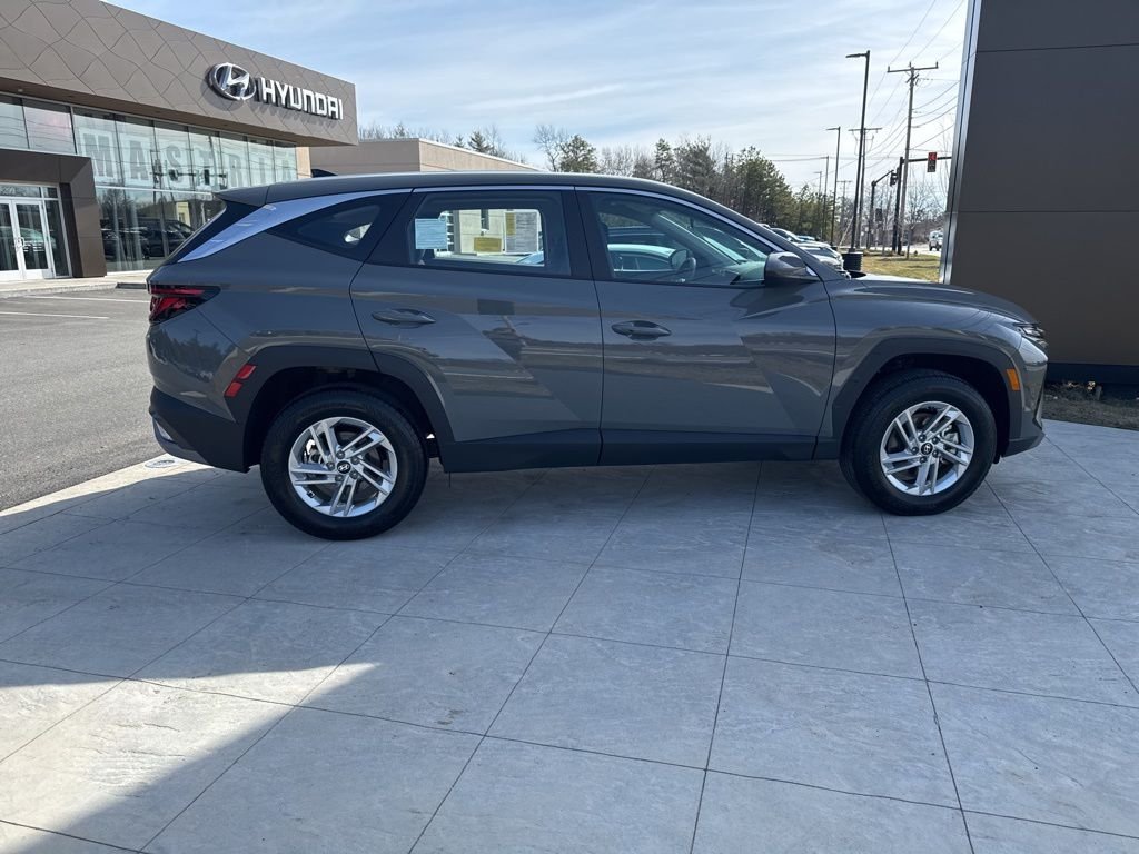 Used 2026 Gray Hyundai SE image 9