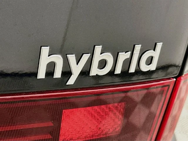 New 2027 Black Hyundai SE image 23