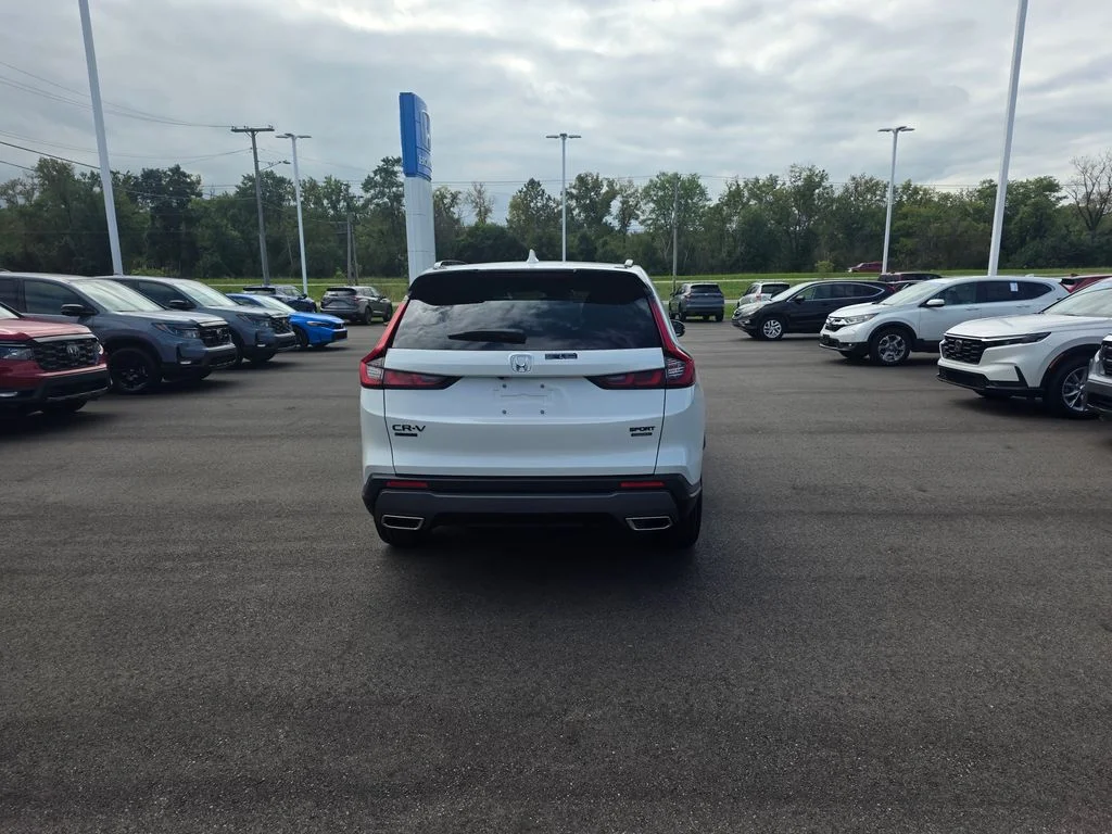 New 2027 Platinum White Pearl Honda Sport Touring image 4