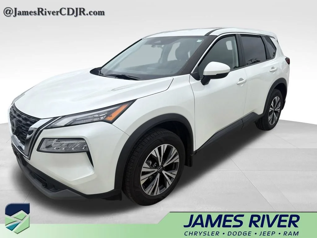 Used 2022 White Nissan SV image 1