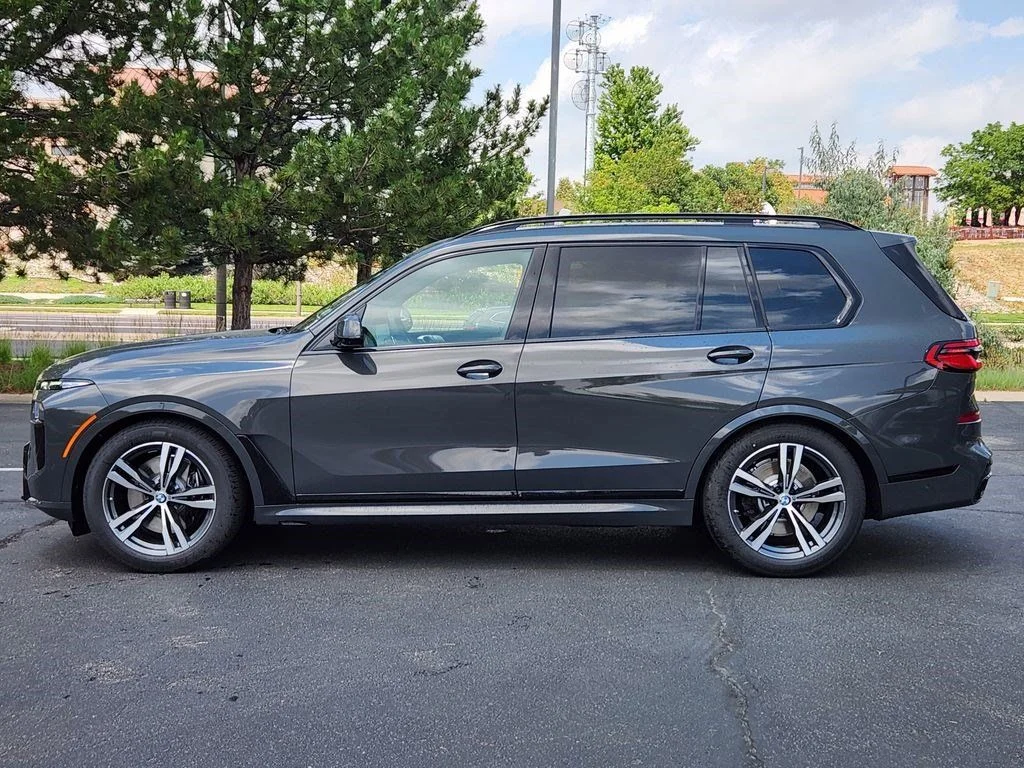 Used 2027 Dravit Grey Metallic BMW xDrive40i image 2
