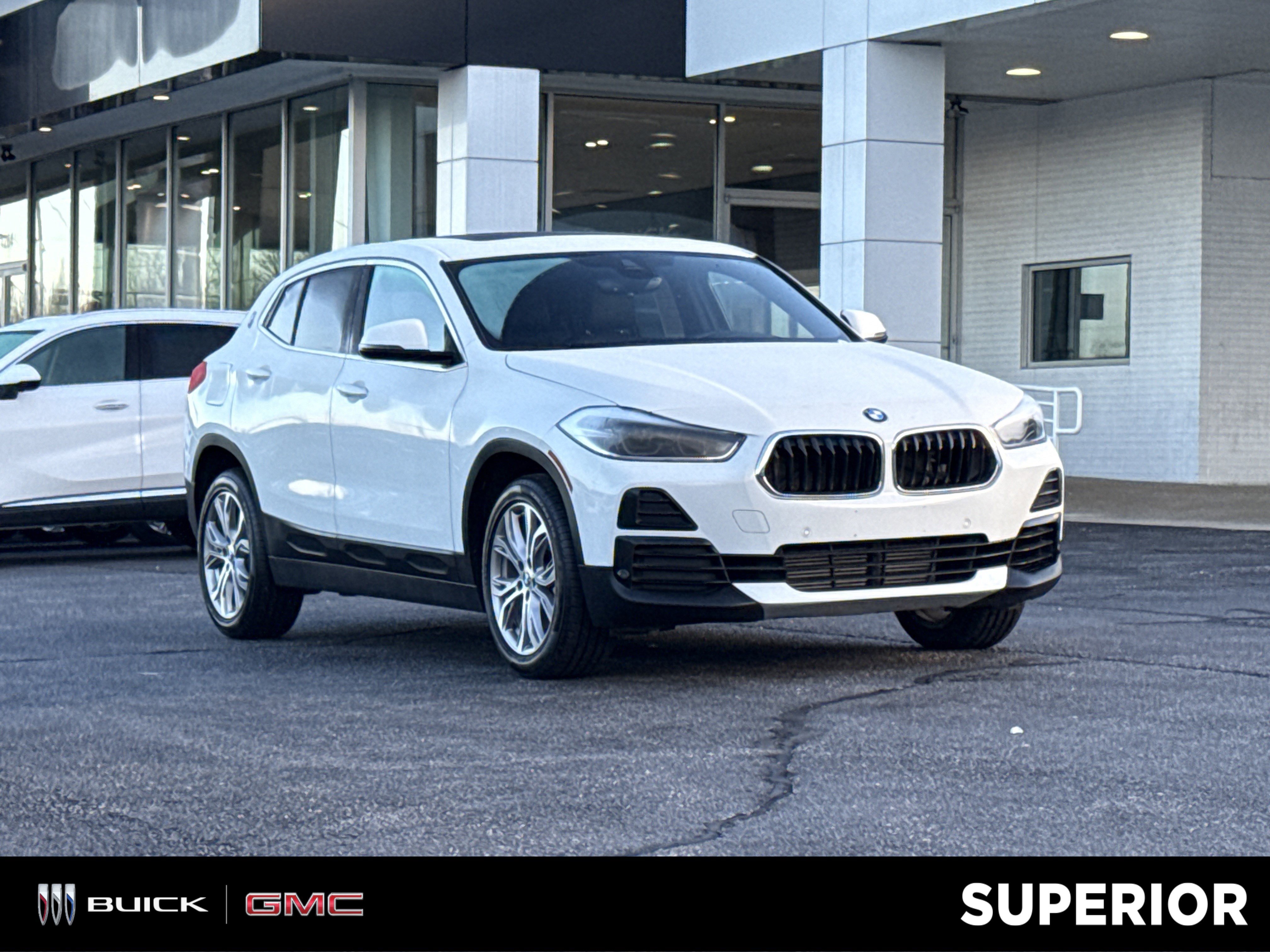 2022 BMW X2 xDrive28i's photo