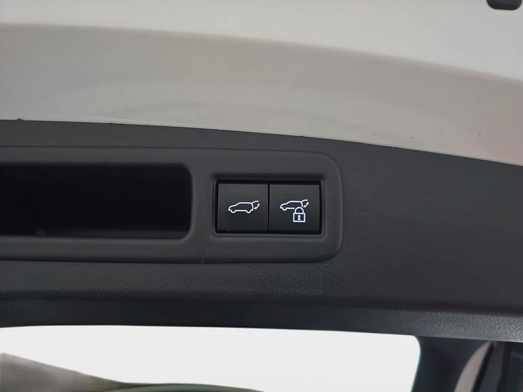 Used 2023 White Lexus 350 Premium Plus image 16