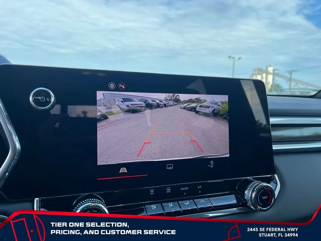 New 2026 Summit White GMC Elevation image 31