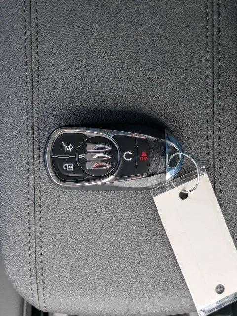 New 2026 Summit White Buick Preferred image 33