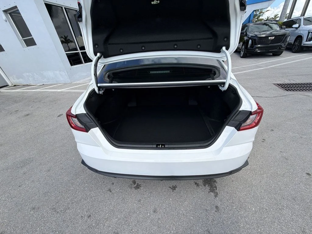 Used 2025 White Toyota SE image 33