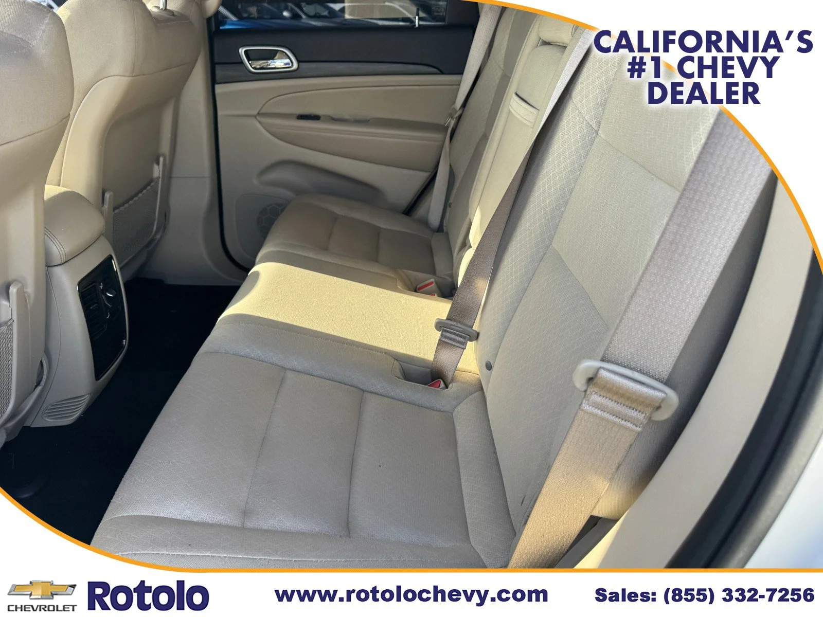 Used 2022 Bright White Clearcoat Jeep Laredo E image 12