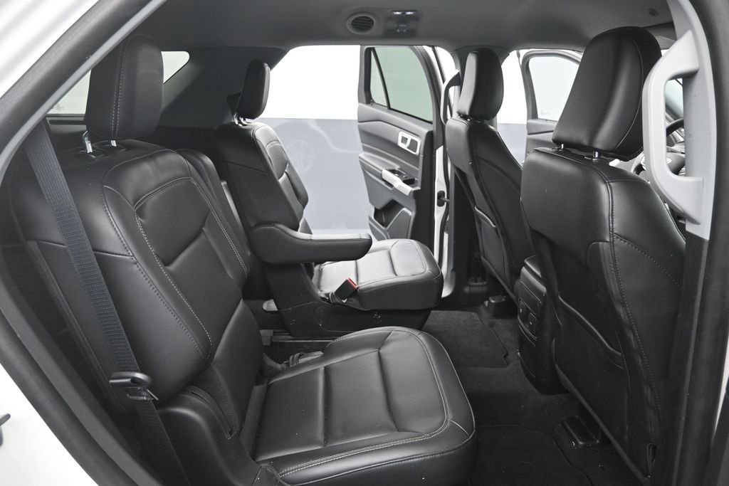 Used 2023 White Ford XLT image 10