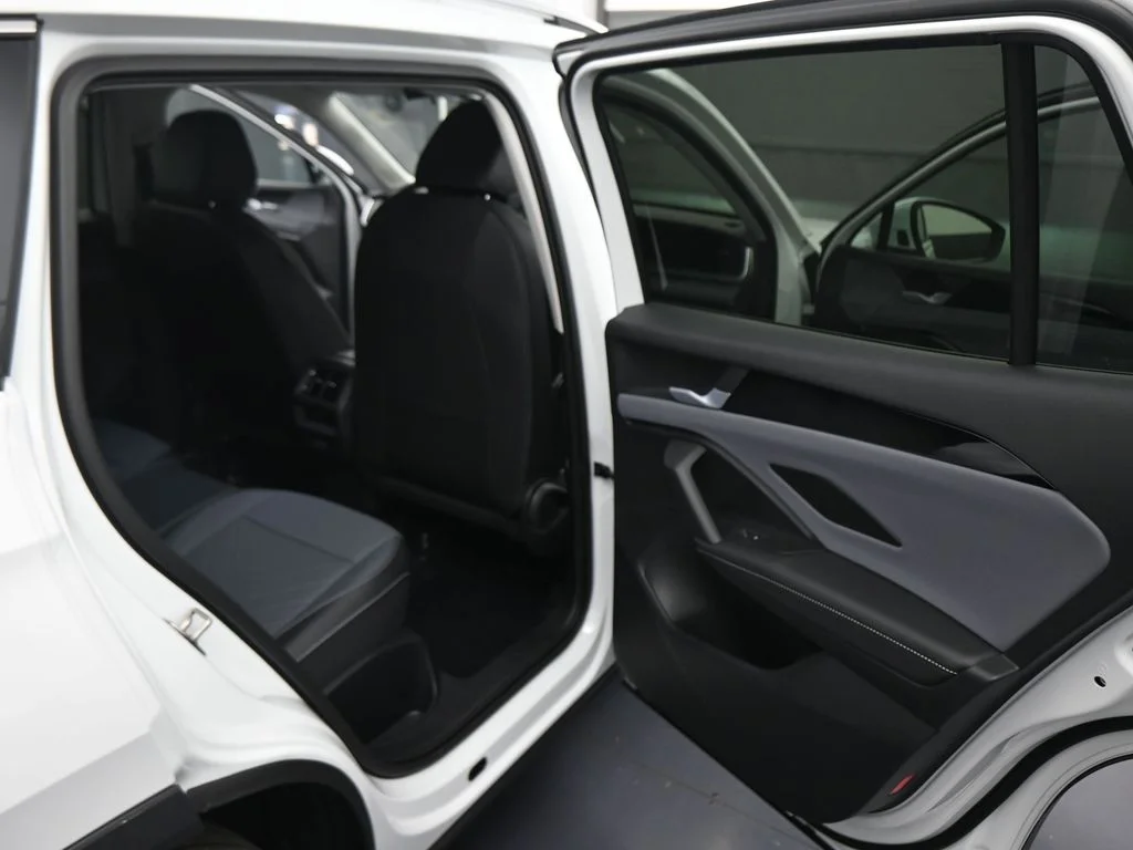 New 2026  Volkswagen 2.0T SE image 43