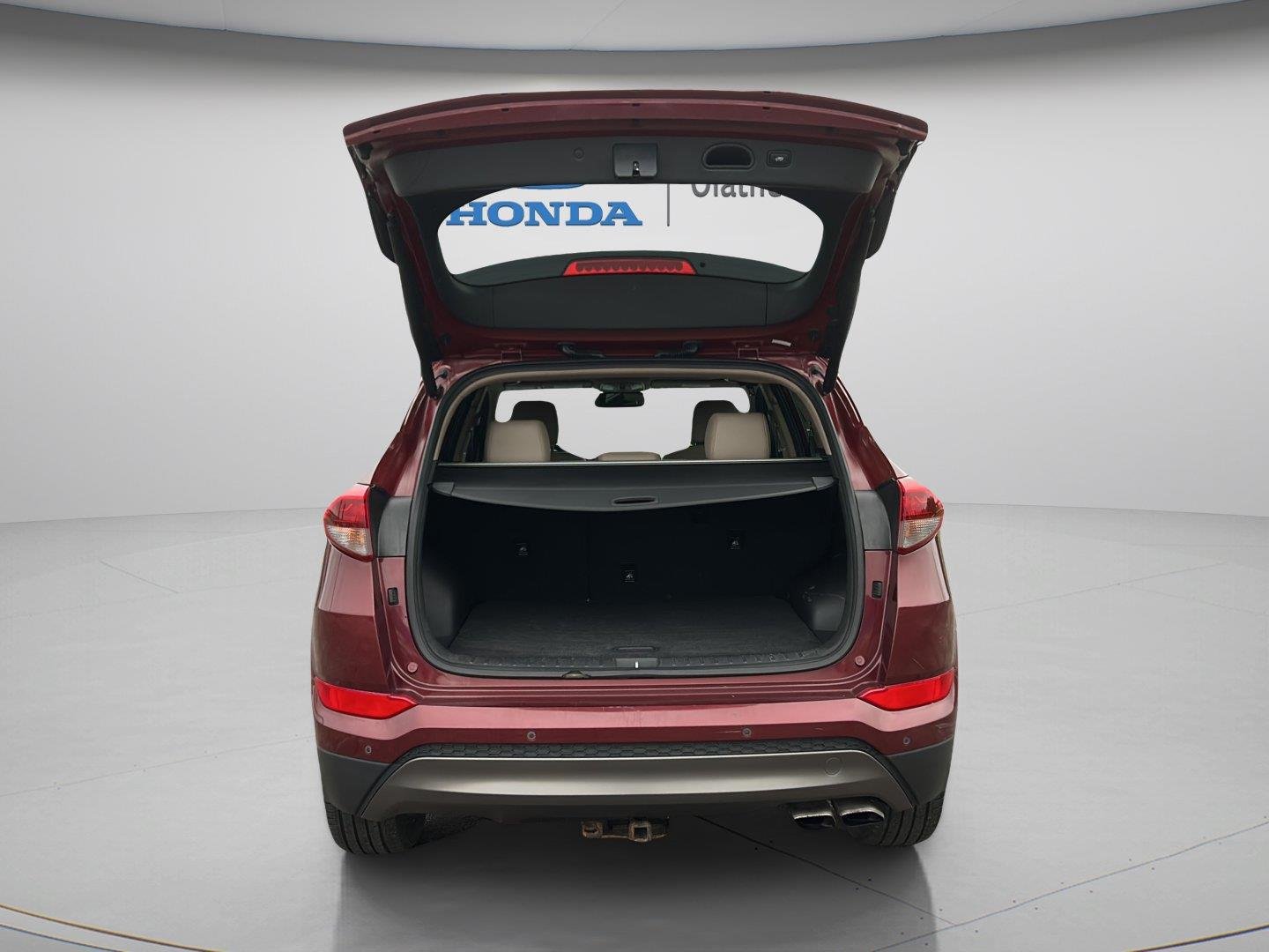Used 2016 Ruby Wine Hyundai Limited image 25