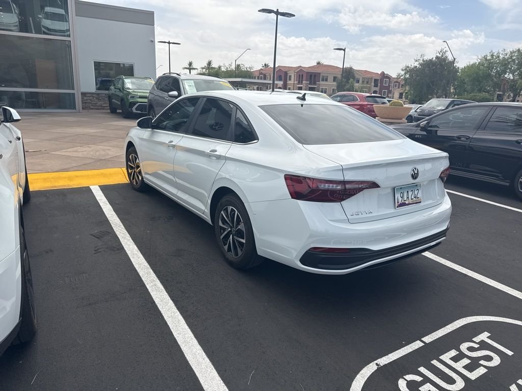 Certified Used 2023 White Volkswagen 1.5T S image 9