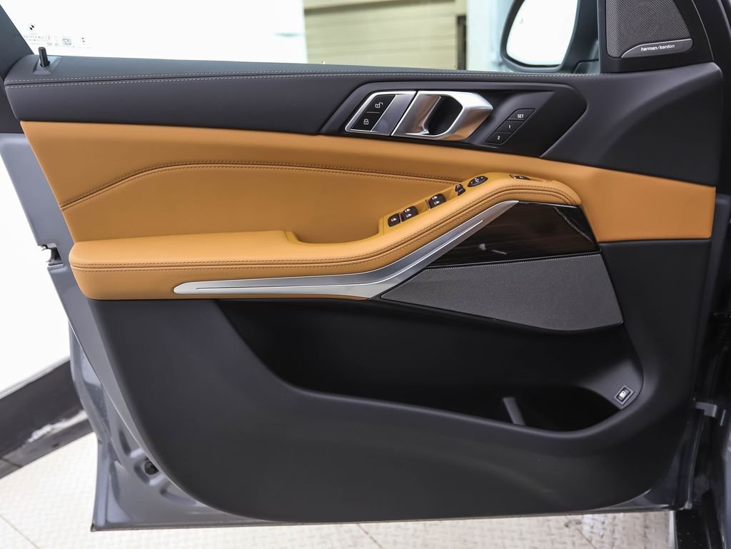New 2026 Gray Metallic BMW xDrive50e image 9