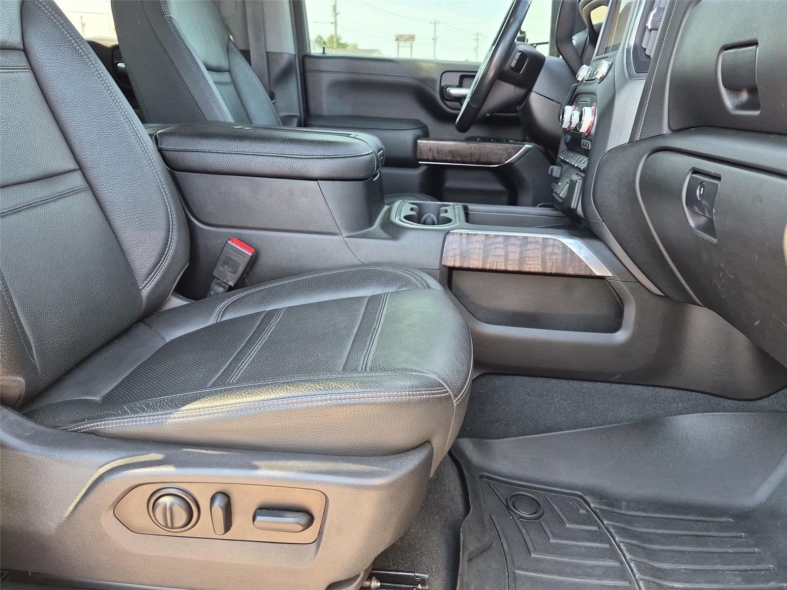 Used 2021 Ebony Twilight Metallic GMC Denali image 39