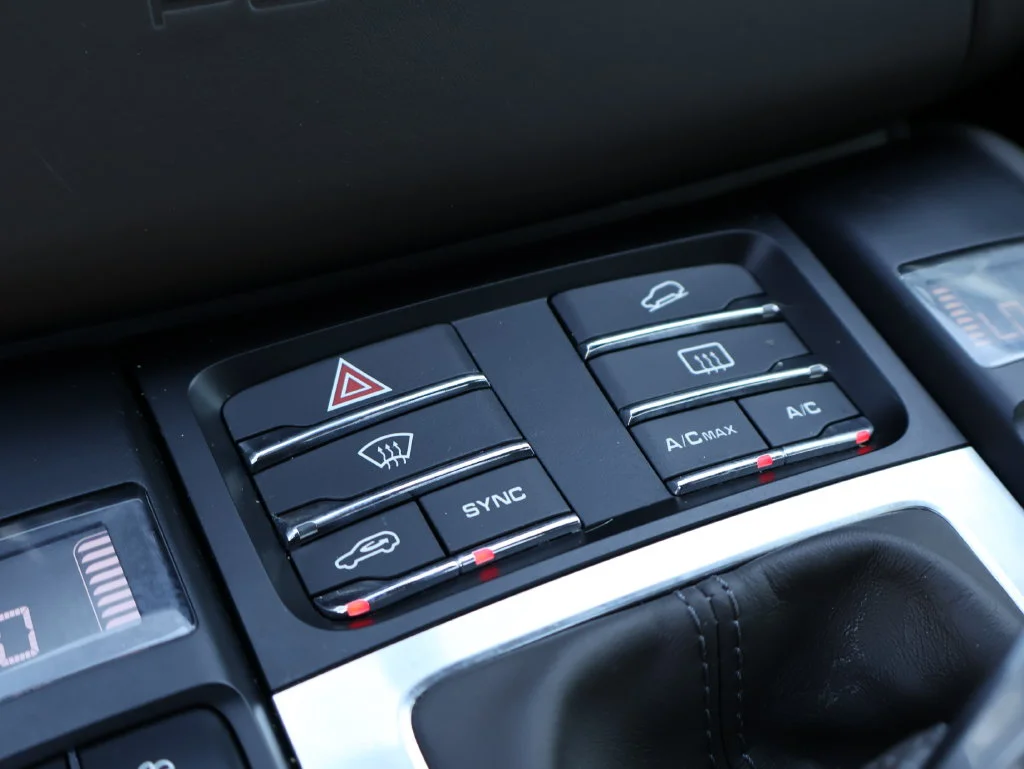 Used 2015 White Porsche S image 26