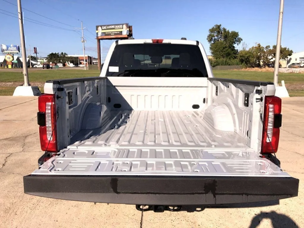 New 2026 Avalanche Ford F-250® XLT image 19