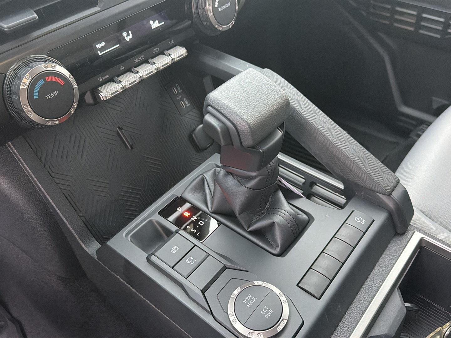 New 2026 Ice Cap Toyota SR5 image 27