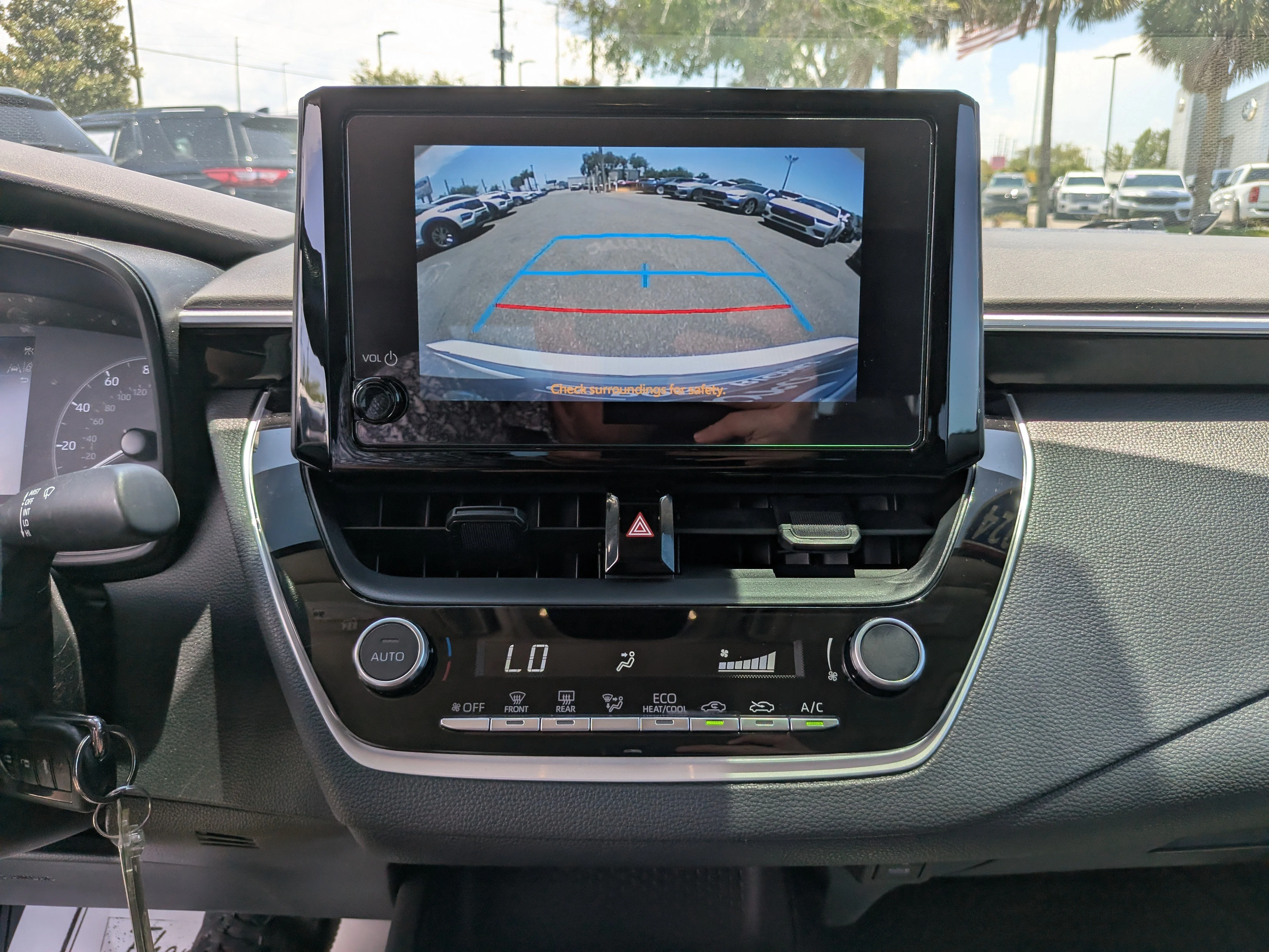 Used 2024 Ice Toyota LE image 25