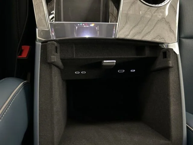 2025 Cadillac Escalade IQ Sport 2 - Photo 24