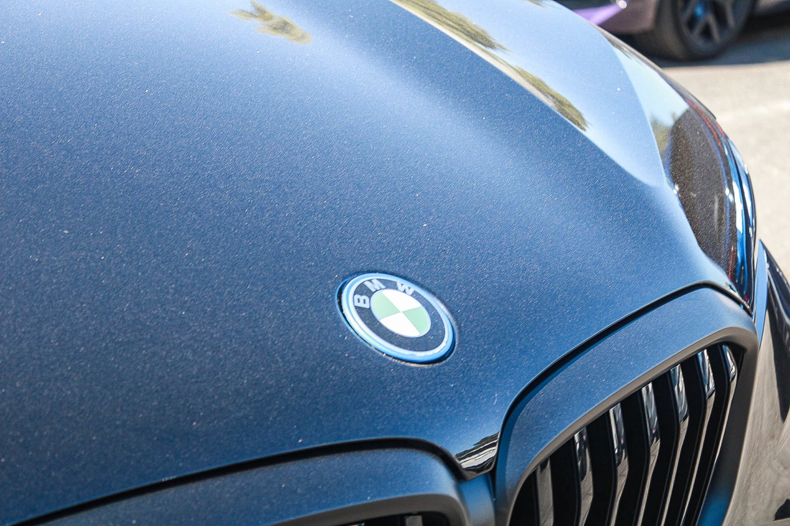 New 2026 Black Sapphire Metallic BMW xDrive50e image 9