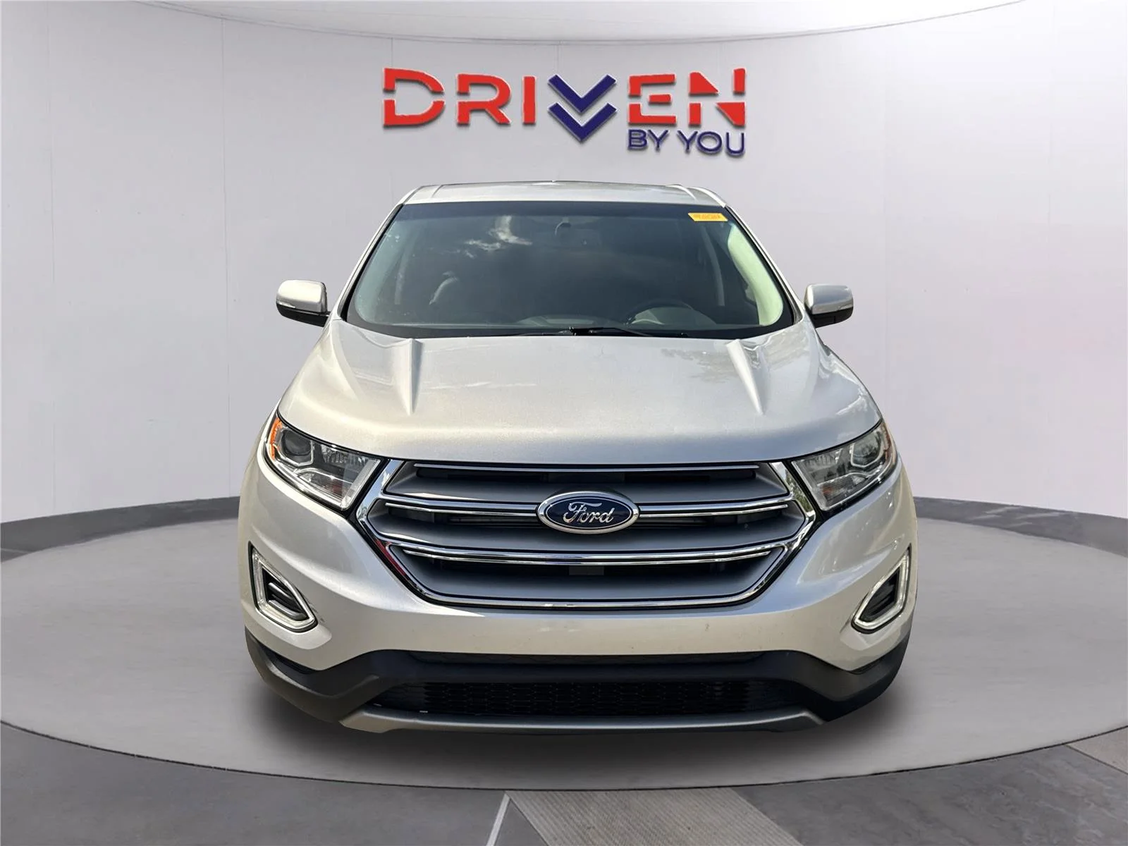 Used 2018 Ingot Silver Ford SEL image 9