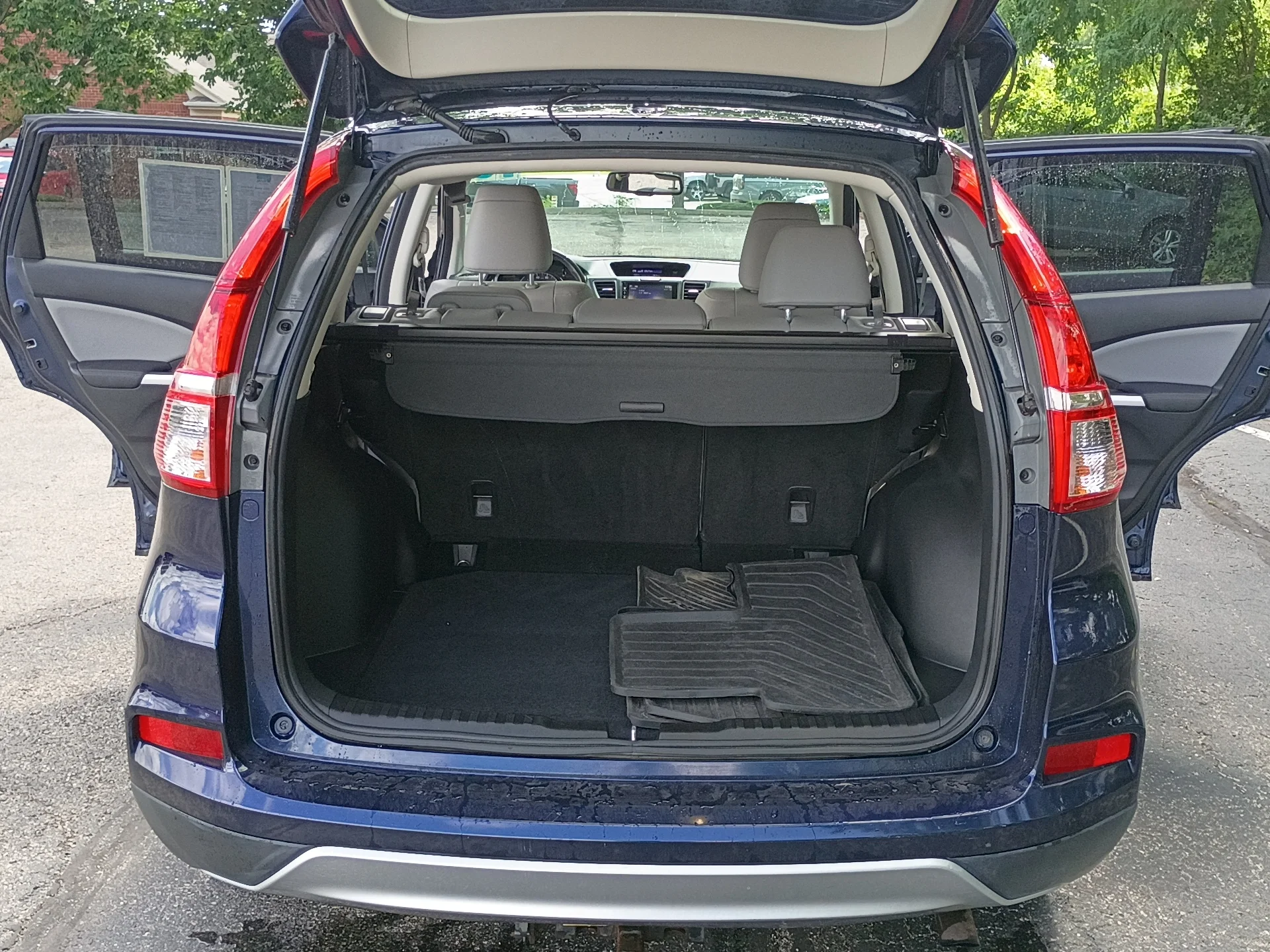 Certified Used 2016 BLUE Honda EX-L image 14