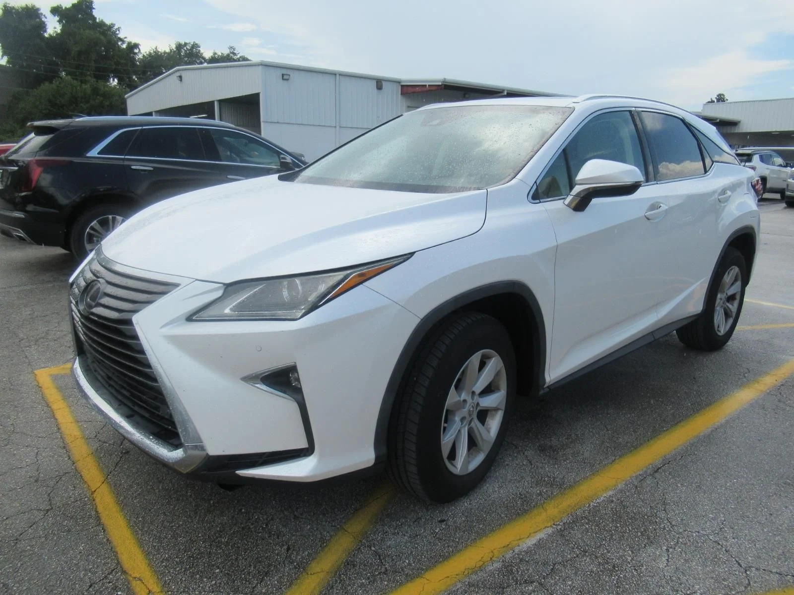 Used 2017 White Lexus 350 image 4