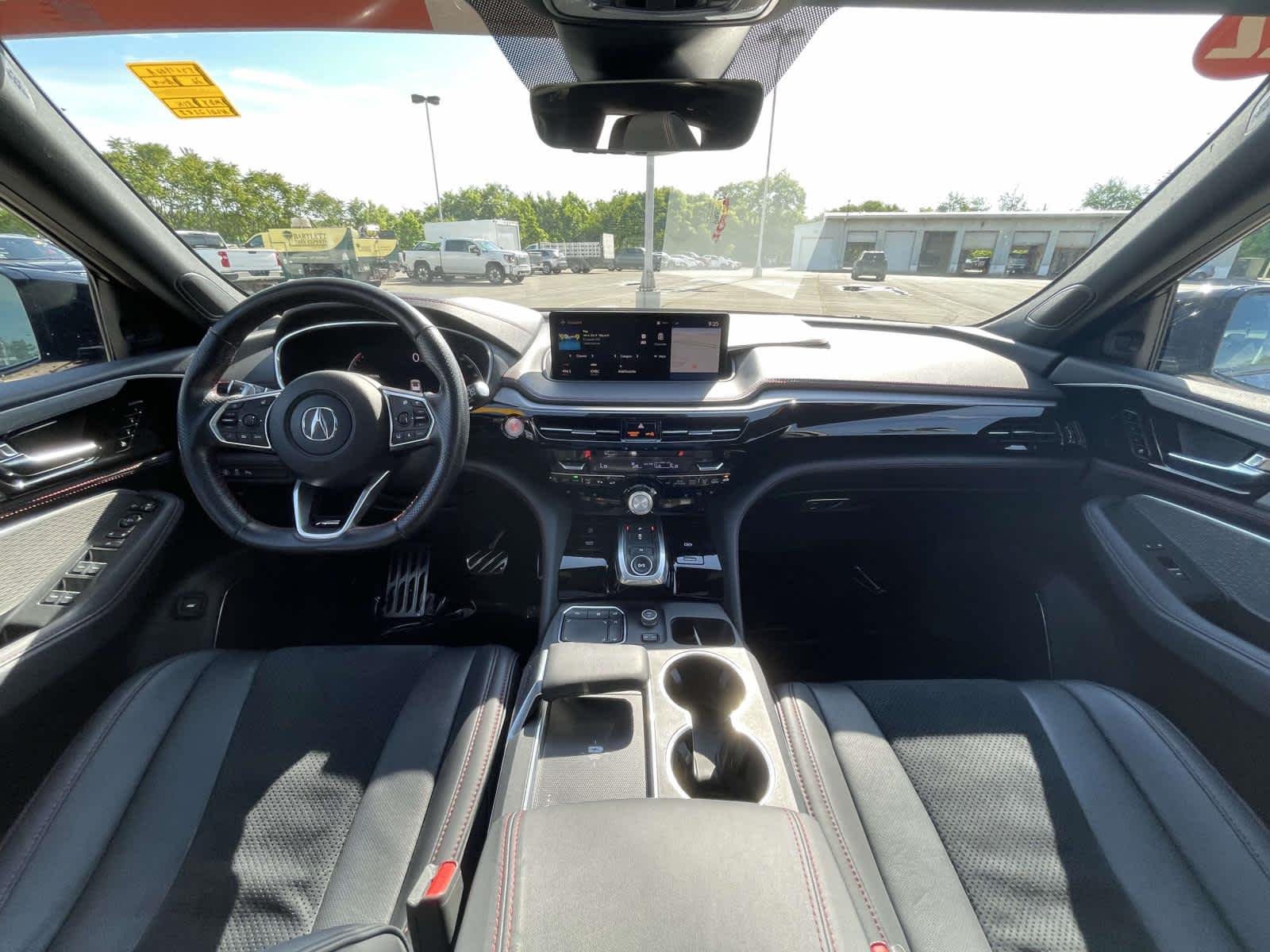 Used 2022 Majestic Black Pearl Acura w/A-Spec Package image 25