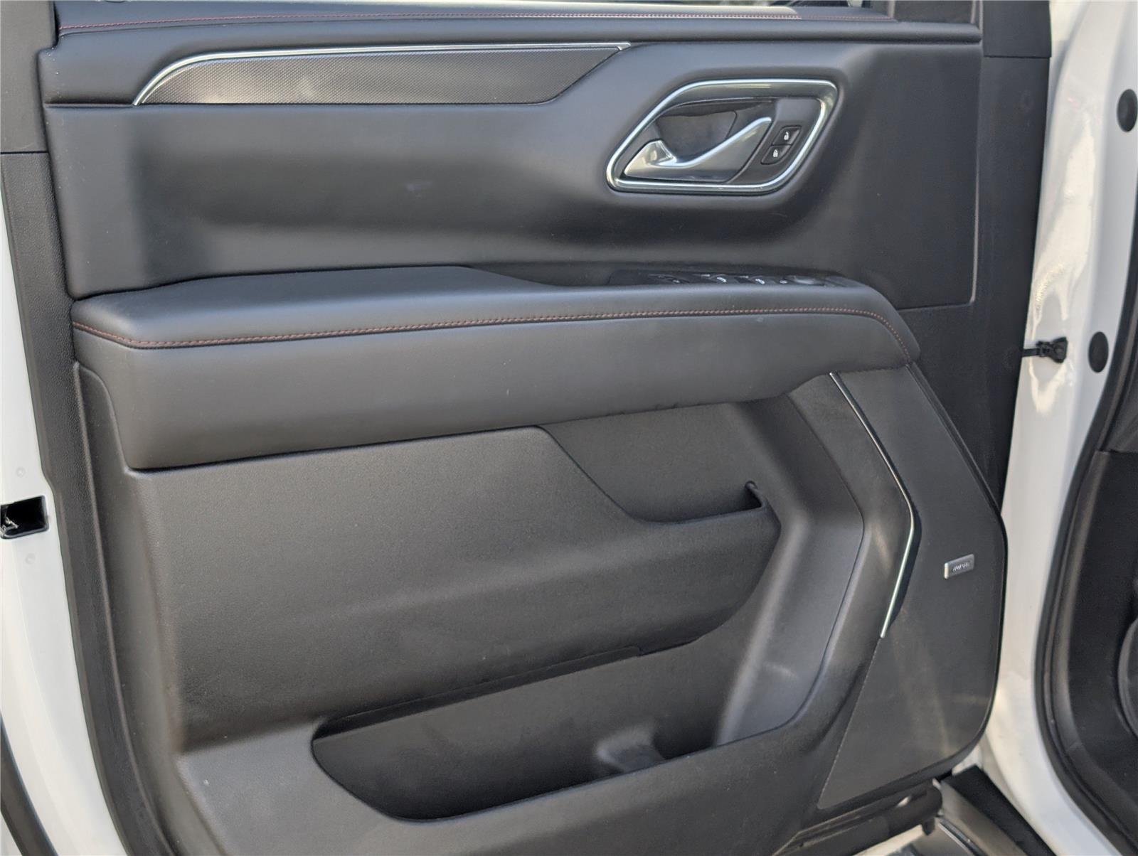 Used 2023 Summit White Chevrolet RST image 13