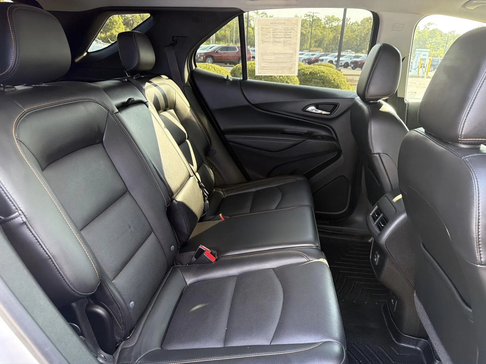 Used 2019 Iridescent Pearl Tricoat Chevrolet Premier image 38