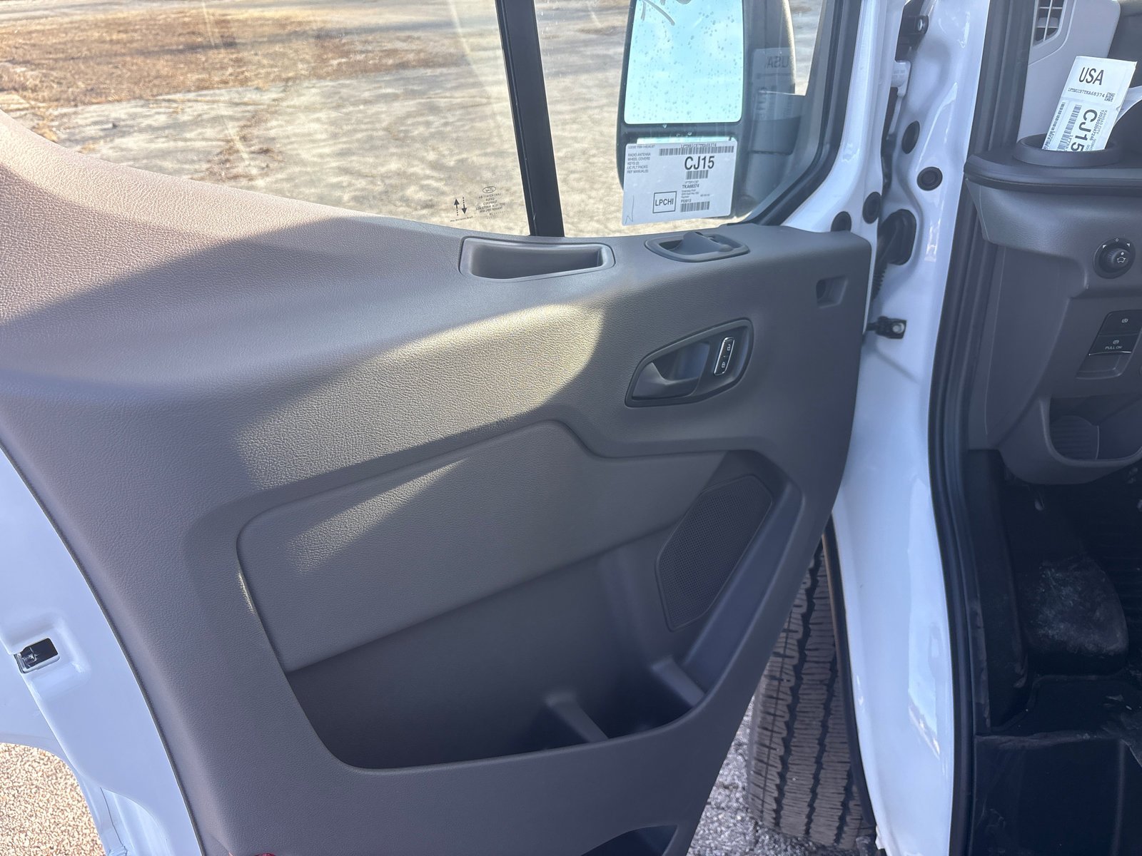 New 2026 Oxford White Ford Cargo Van image 12