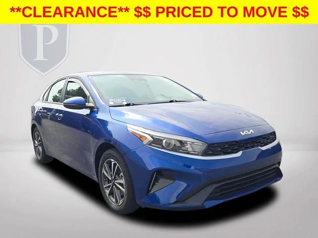 Used 2024 Blue Kia LXS image 15