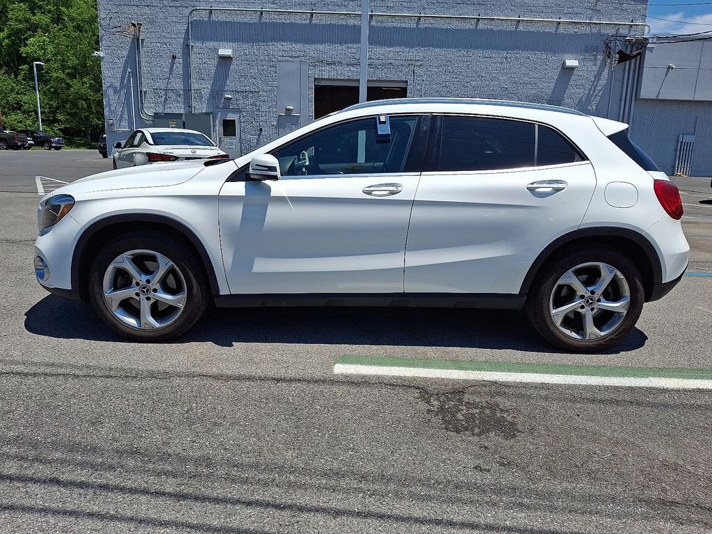 Used 2018 White Mercedes-Benz GLA 250 image 4