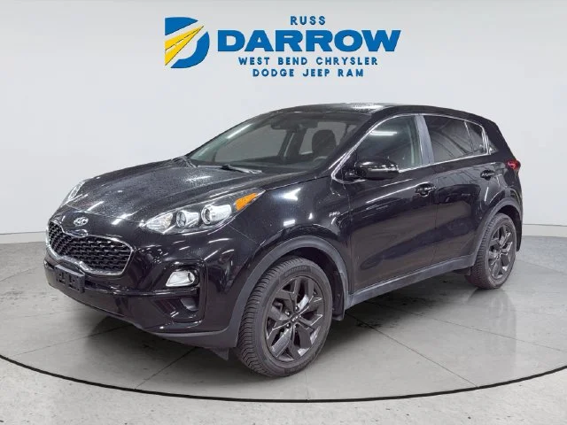 Used 2022 Red Kia LX image 1