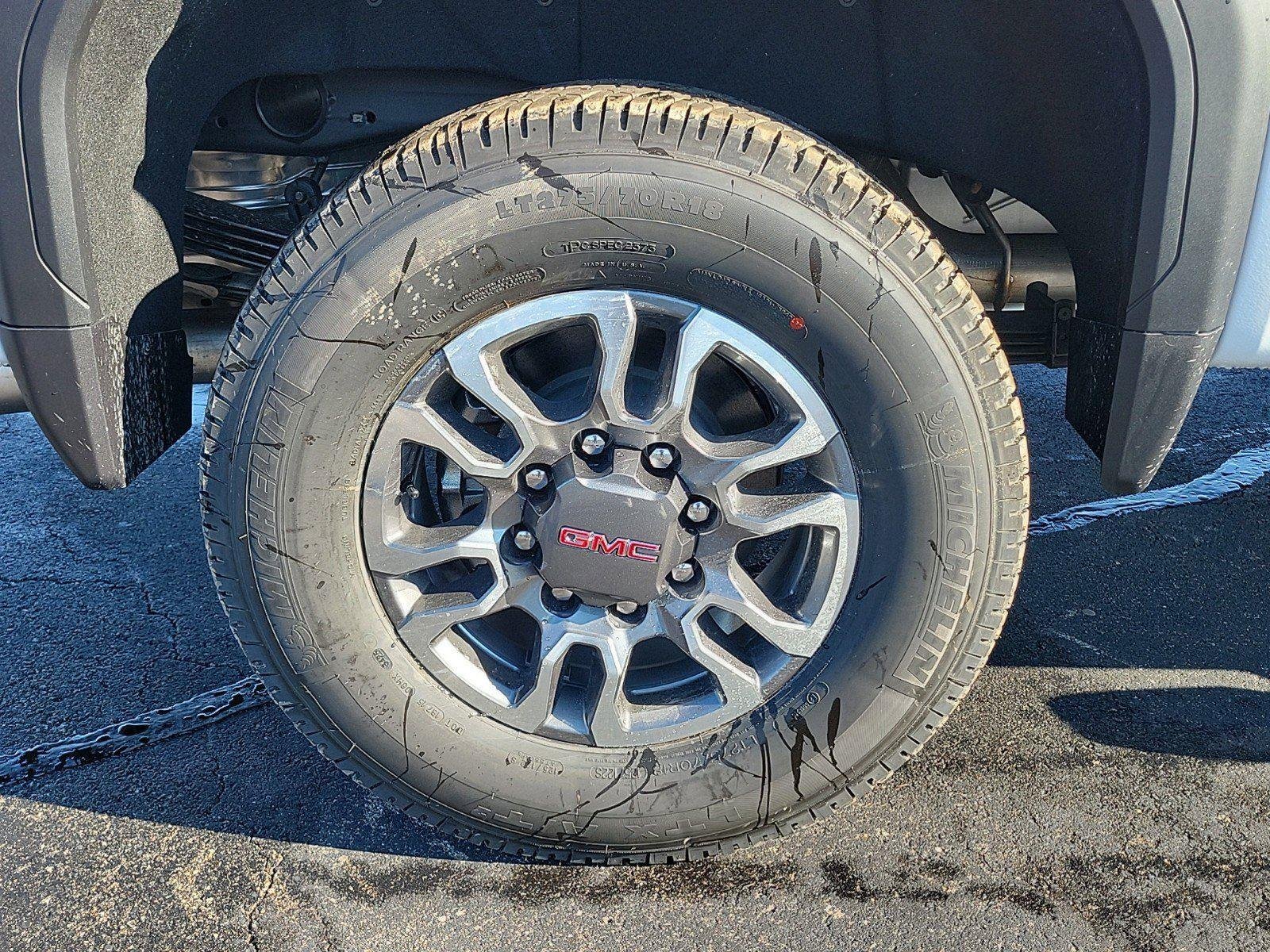 2026 GMC Sierra 2500HD SLT - Photo 6