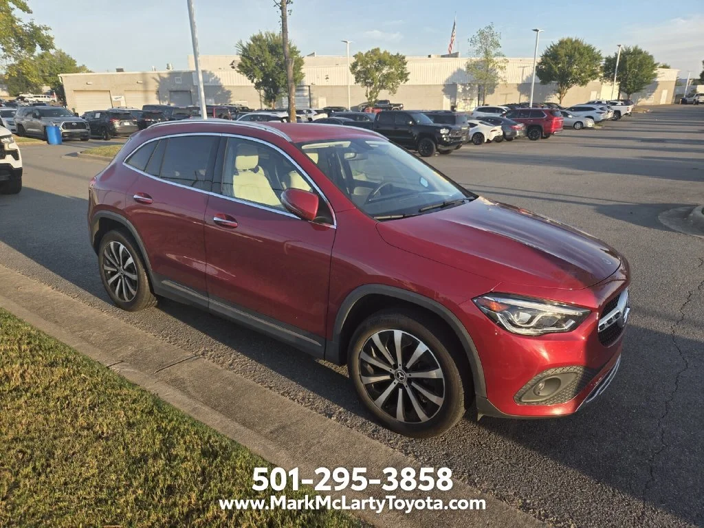 Used 2023  Mercedes-Benz GLA 250 image 3