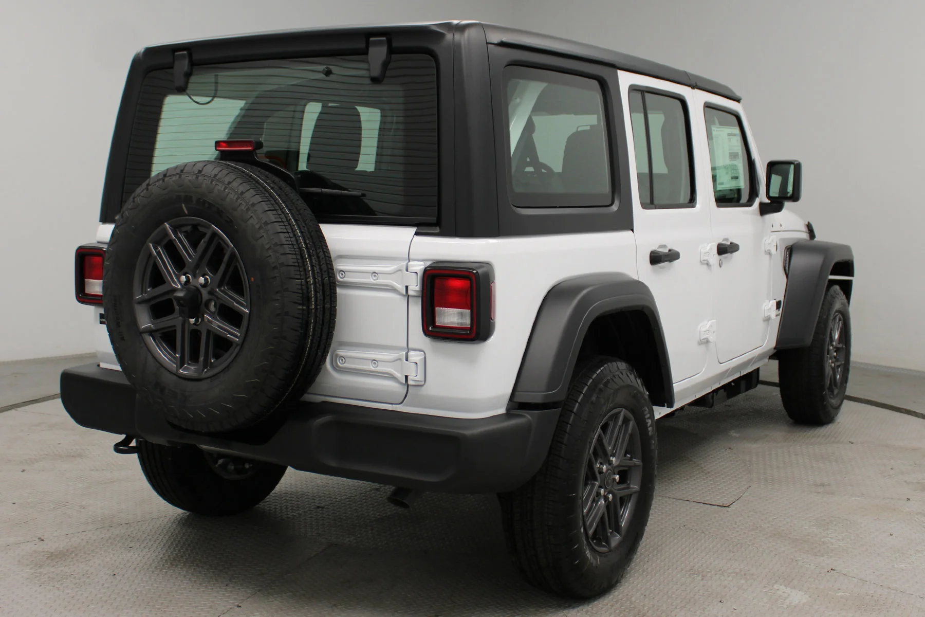 New 2026 Bright White Clear-Coat Exterior Paint Jeep Sport 4 Door 4x4 image 31