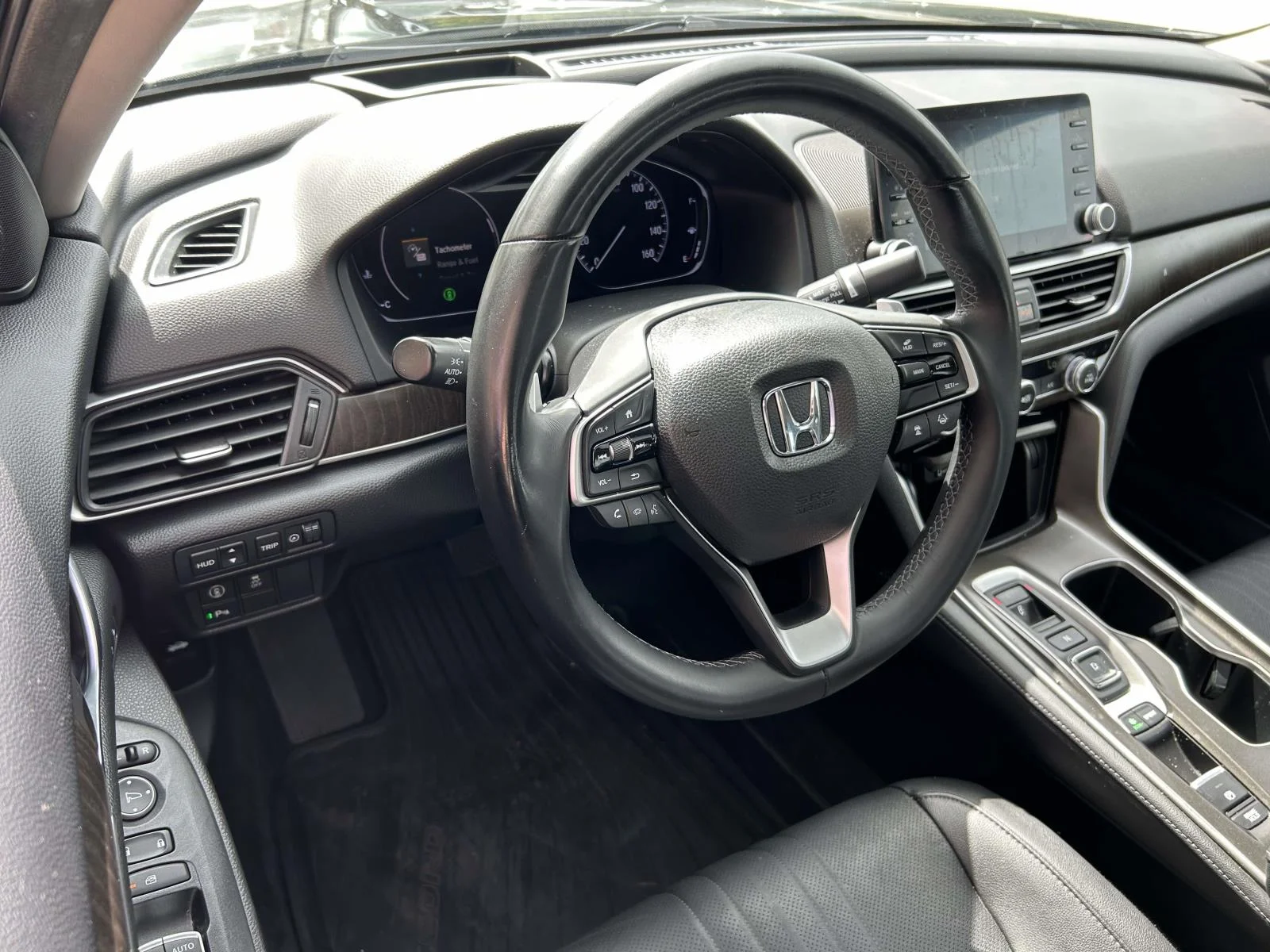 Certified Used 2019 Black Honda Touring 2.0T Auto image 8