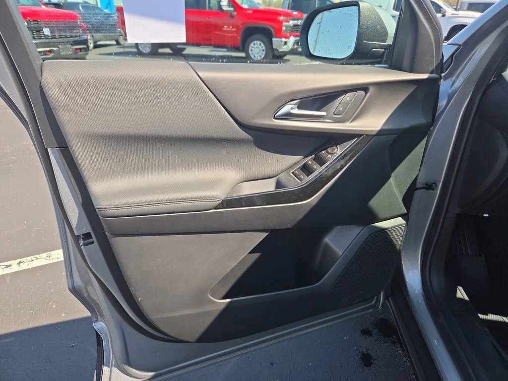 2026 Chevrolet Equinox LT - Photo 24
