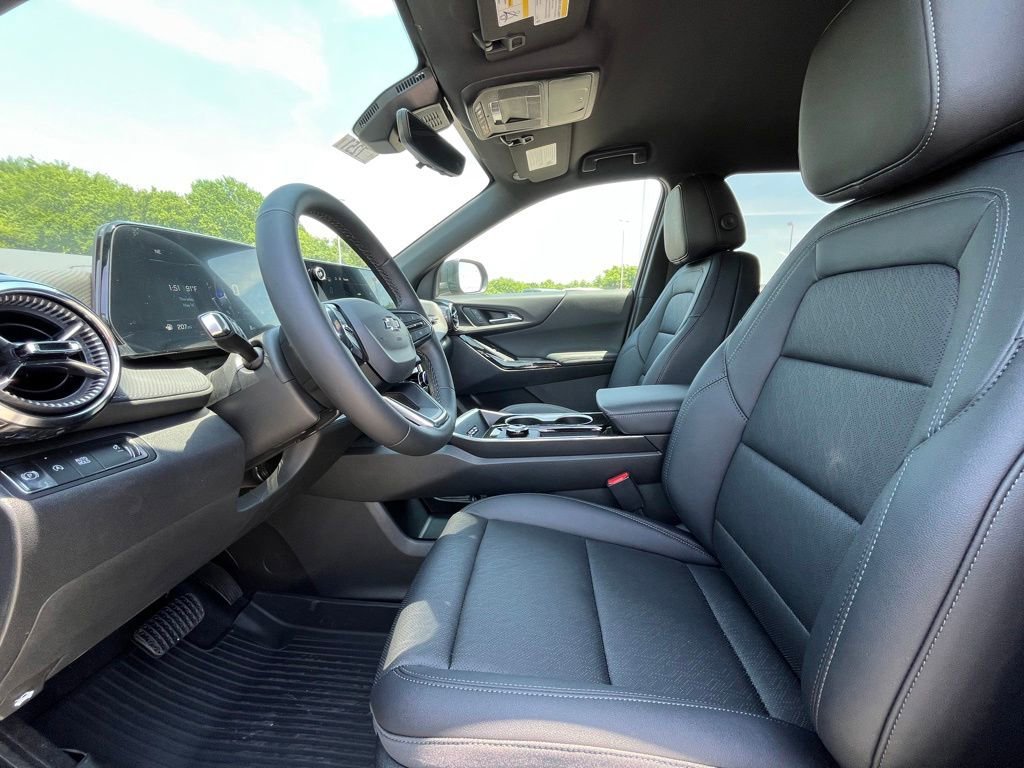 2026 Chevrolet Equinox LT - Photo 15