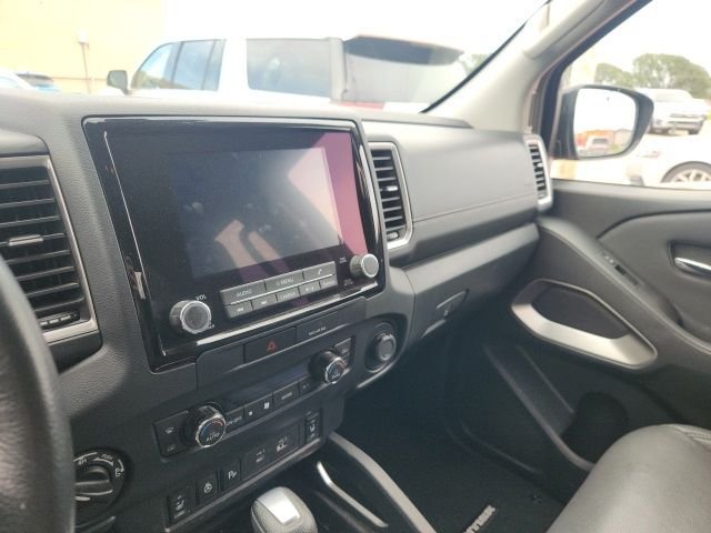 Used 2022 Gun Metallic Nissan SV image 7