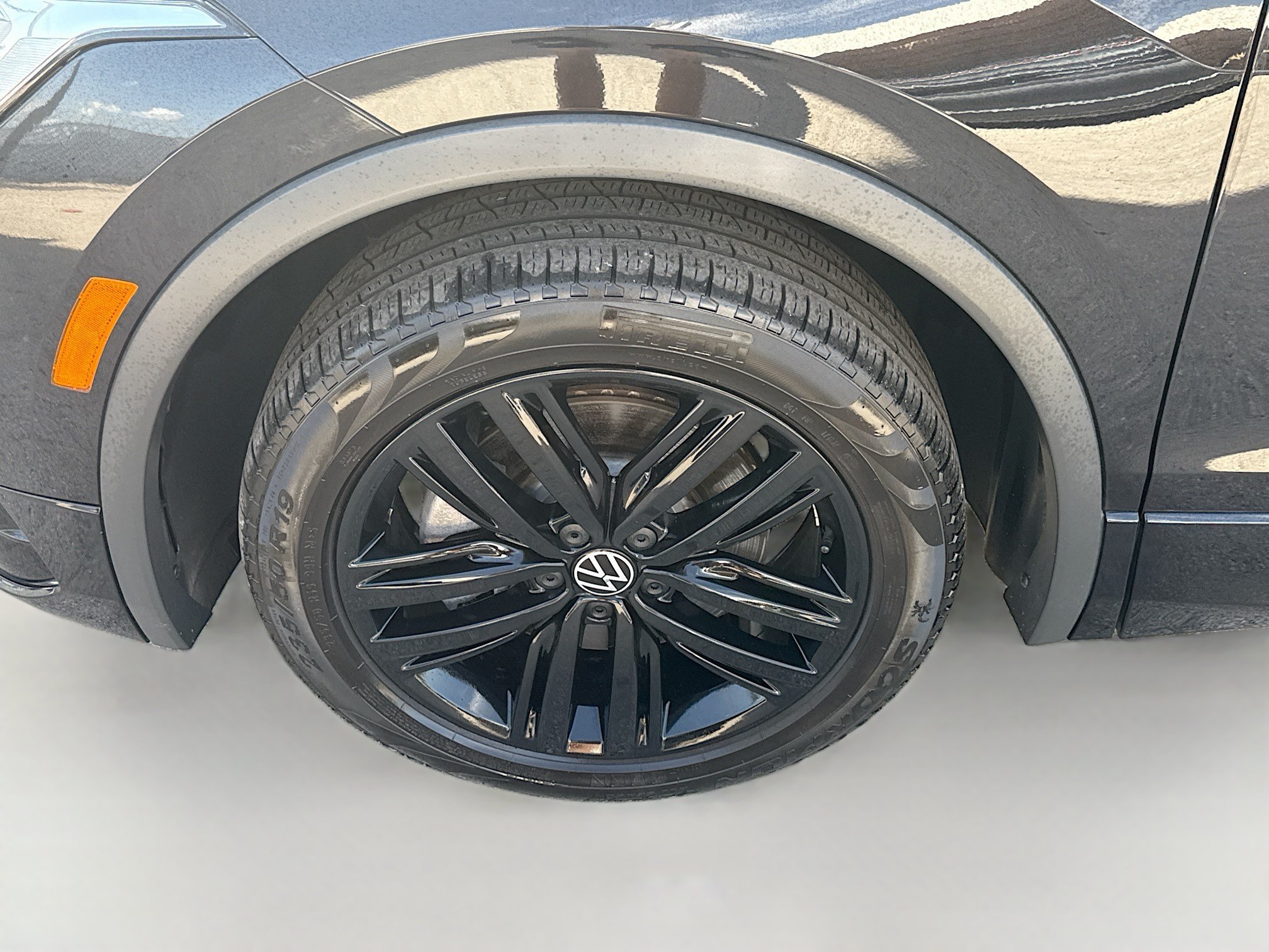 Certified Used 2022  Volkswagen SE R-Line Black image 36