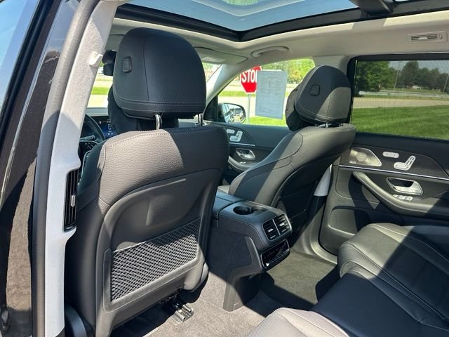 Used 2026 Black Mercedes-Benz GLS 450 image 19