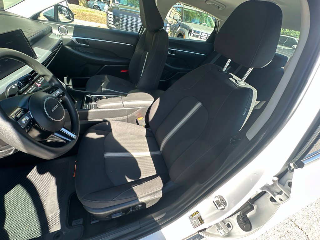 2025 Hyundai Sonata SEL - Photo 10