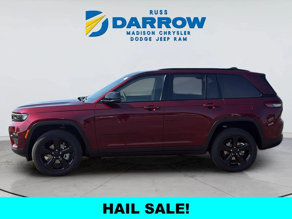 New 2025 Velvet Red Pearl-Coat Exterior Paint Jeep Limited image 2
