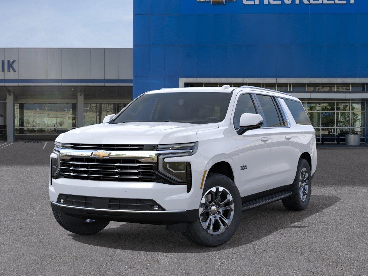 2026 Chevrolet Suburban LT - Photo 6