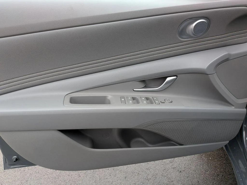 New 2026 Gray Hyundai SEL Sport image 12