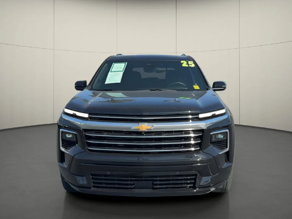 Used 2026 Mosaic Black Metallic Chevrolet High Country image 2