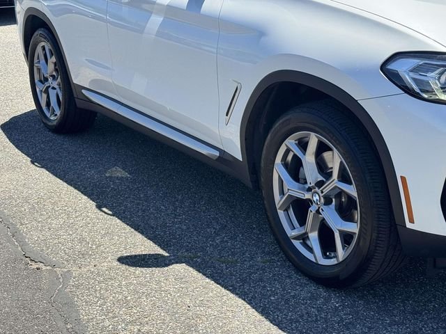 Used 2023 White BMW xDrive30i image 13